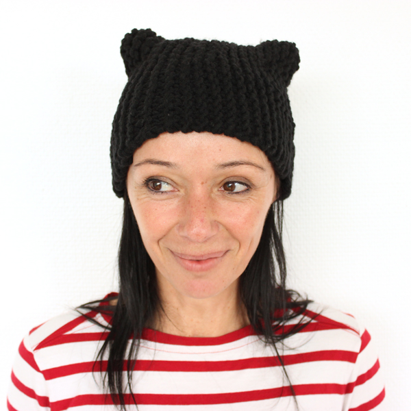 DIY knitting - black cat hat in foam stitch with Laine Essentials Big DIY knitting - black cat hat in foam stitch with Laine Essentials Big
