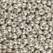 Seed beads 7/0 & 8/0