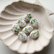 Ceramic oval bead 19x14.5 mm - flower motif - White - Blue - Green x1