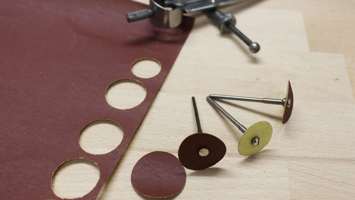 How to make your own emery discs? How to make your own emery discs?