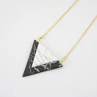 pendentif triangle pâte polymère