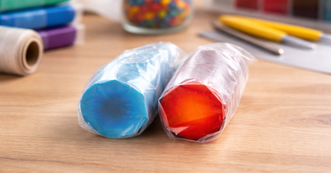 Conservation de la Fimo dans du papier cristal