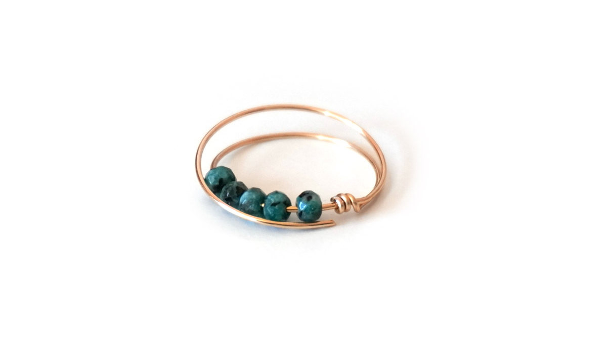 Create your own gold filled wire and gemstone ring : Step 7 Create your own gold filled wire and gemstone ring : Step 7