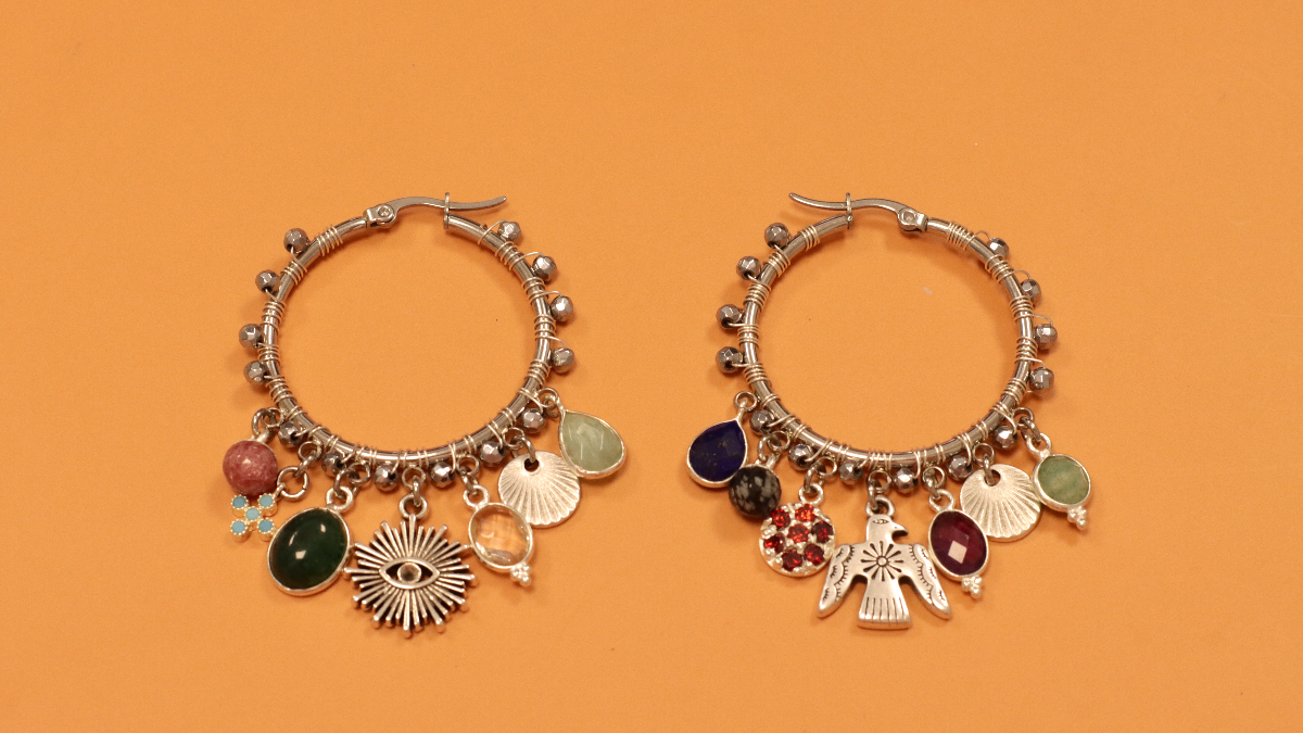 Silver wire wrapping hoop earrings and gemstone charms : Step 8 Silver wire wrapping hoop earrings and gemstone charms : Step 8