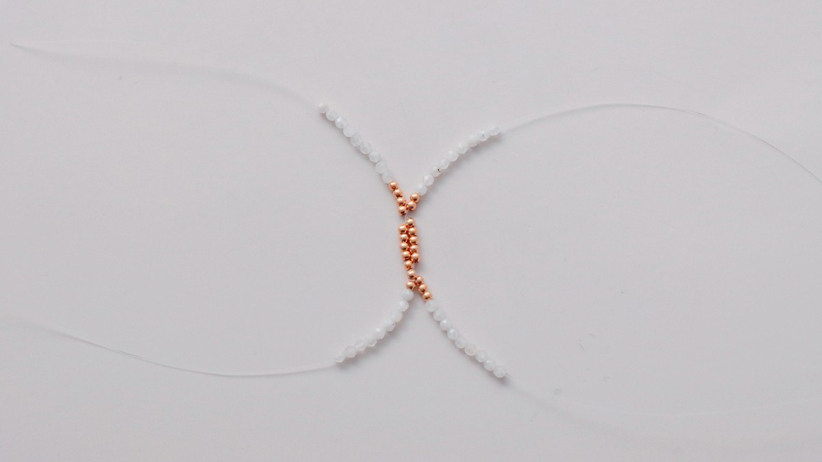 DIY ring with natural stone beads : Step 2 DIY ring with natural stone beads : Step 2