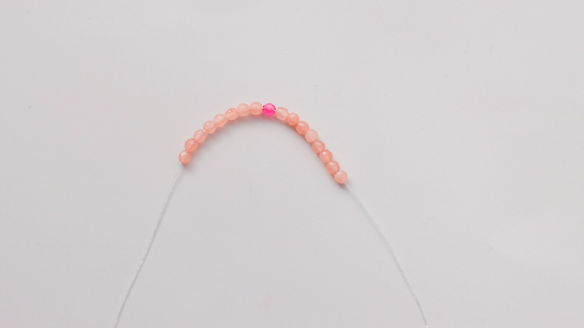 DIY ring with natural stone beads : Step 4 DIY ring with natural stone beads : Step 4