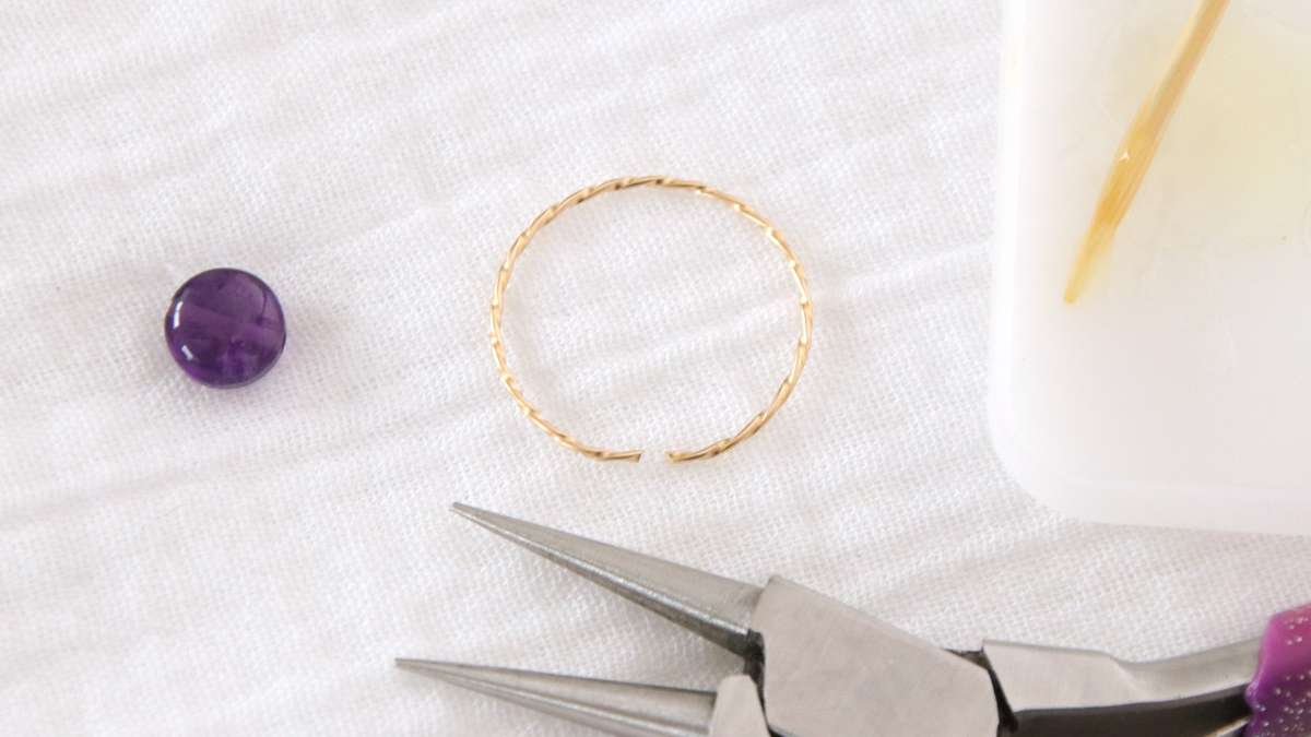 Tuto Rings with Natural Stones twisted wire gold filled : Step 2 Tuto Rings with Natural Stones twisted wire gold filled : Step 2