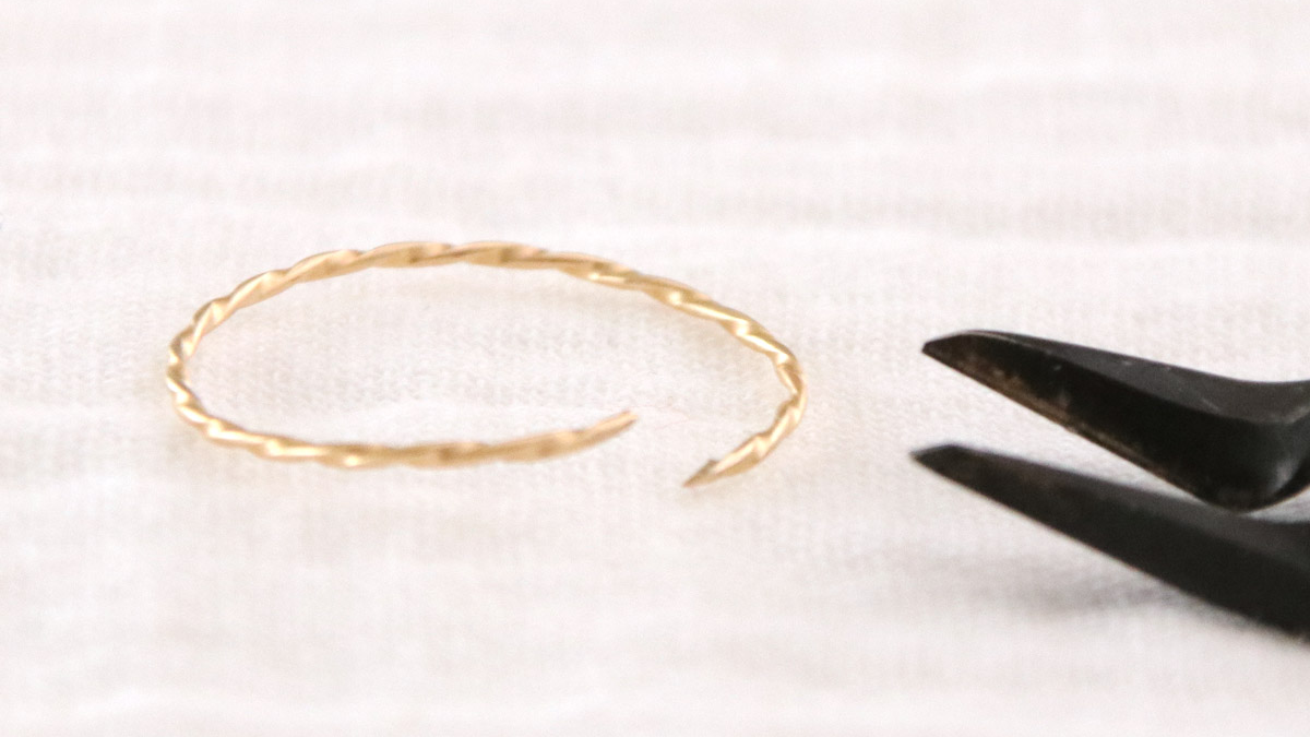 Tuto Rings with Natural Stones twisted wire gold filled : Step 5 Tuto Rings with Natural Stones twisted wire gold filled : Step 5