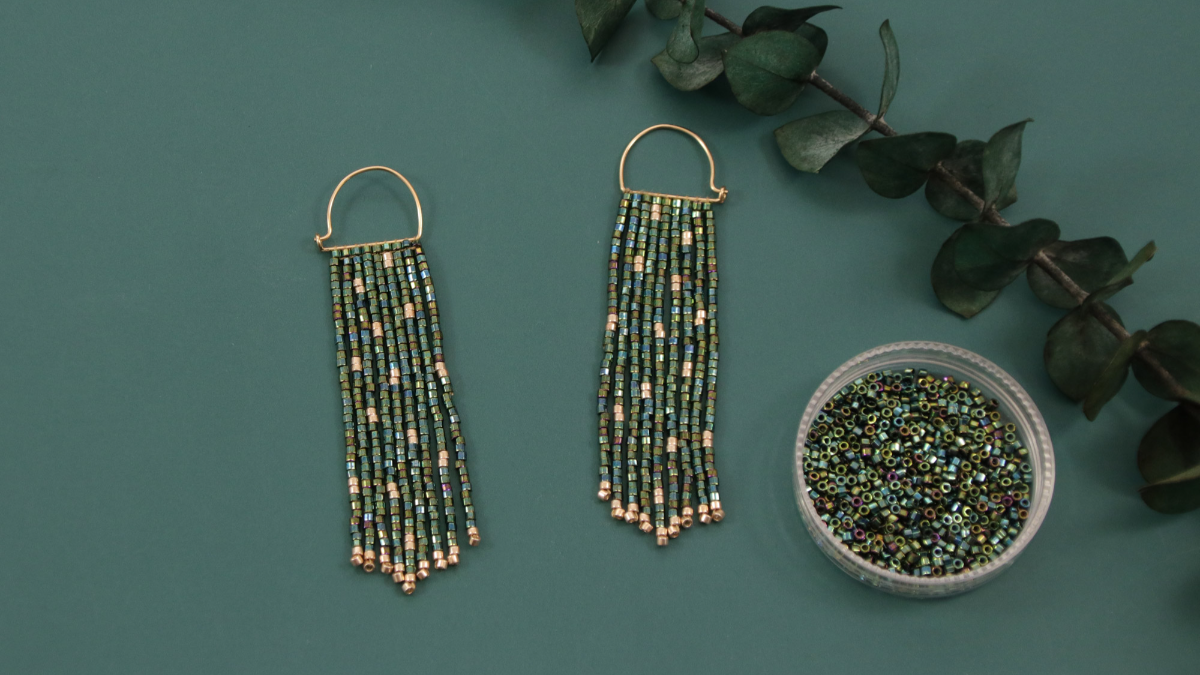Schema Miyuki Pearl Earrings Half hoop and beaded fringe Schema Miyuki Pearl Earrings Half hoop and beaded fringe