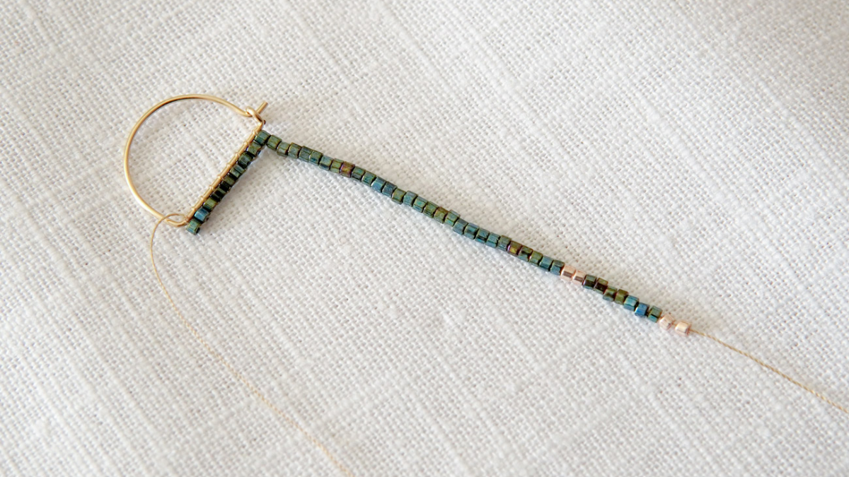 Miyuki Pearl Earrings Half hoop and beaded fringe : Step 4 Miyuki Pearl Earrings Half hoop and beaded fringe : Step 4