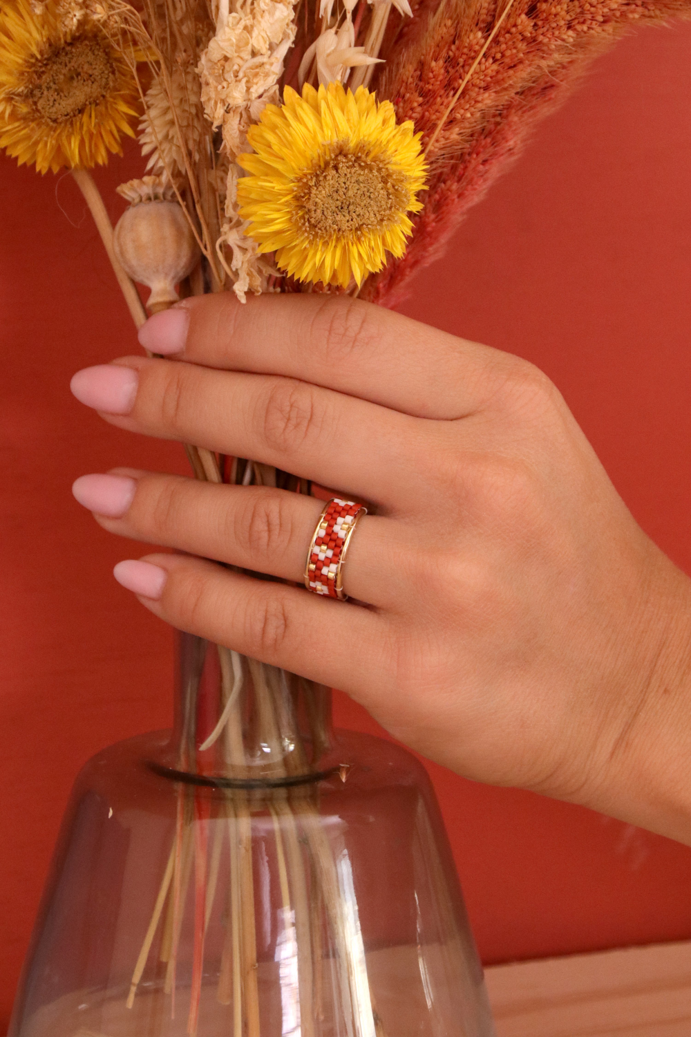 Schema Miyuki ring in Peyote Pair with panther and leopard motif Schema Miyuki ring in Peyote Pair with panther and leopard motif