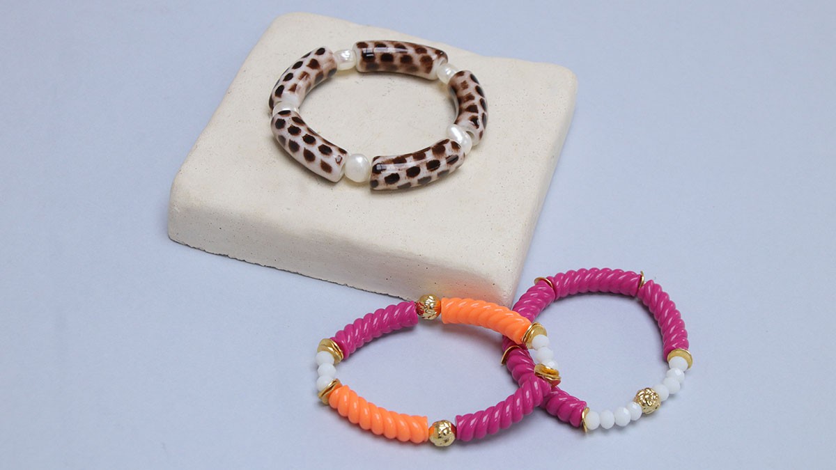 Elastic bracelets with fancy tube beads Elastic bracelets with fancy tube beads