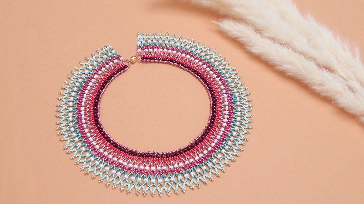 11/0 seed beads netting necklace 11/0 seed beads netting necklace