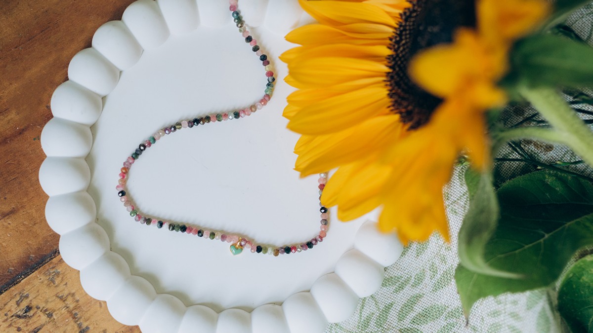 Natural stone necklace and heart charm tutorial Natural stone necklace and heart charm tutorial