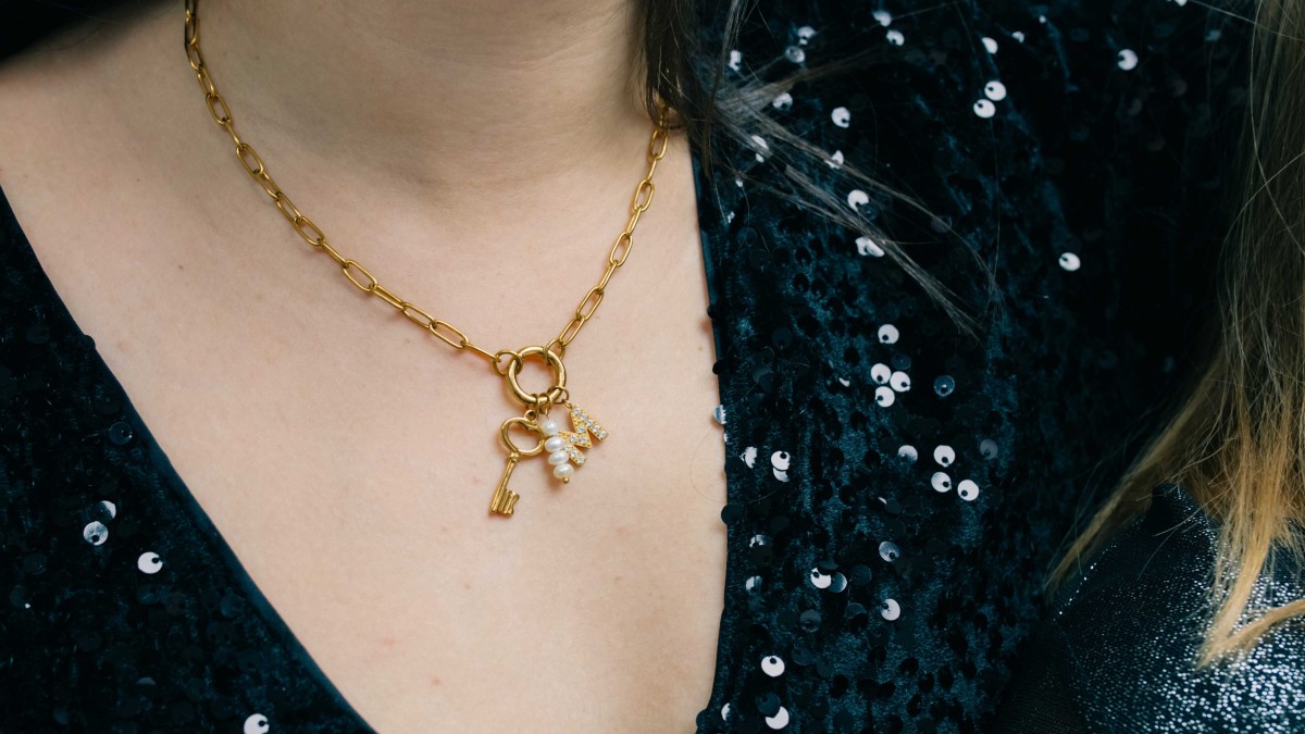 Carabiner charm necklace Carabiner charm necklace