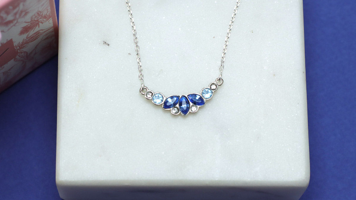 Schema Silver necklace with blue crystals Schema Silver necklace with blue crystals