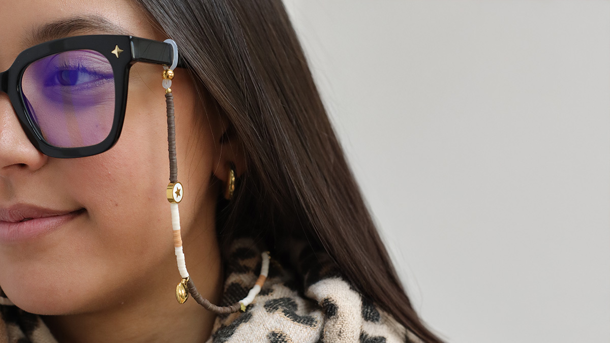 Eyeglass cord with heishi beads Mocha Mousse color Eyeglass cord with heishi beads Mocha Mousse color