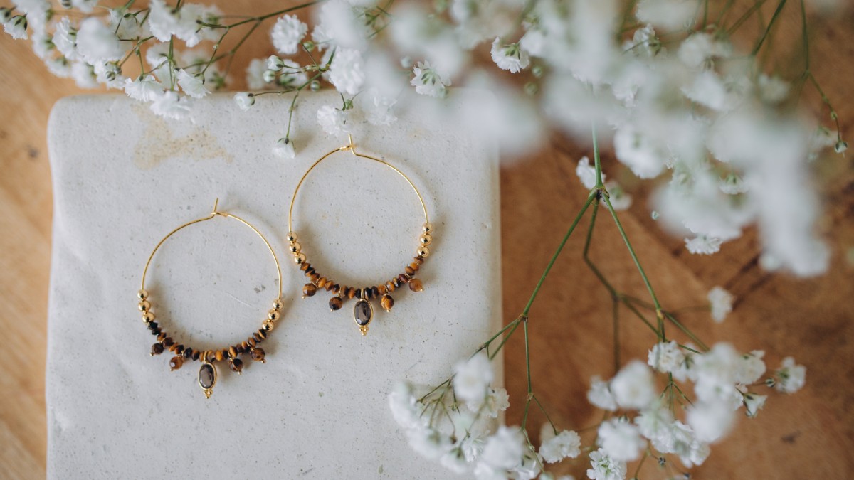 Natural stone beaded hoop earrings Natural stone beaded hoop earrings