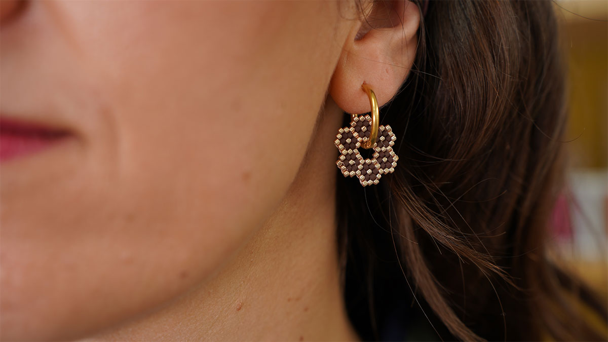 Interchangeable weaving flowers Interchangeable weaving flowers