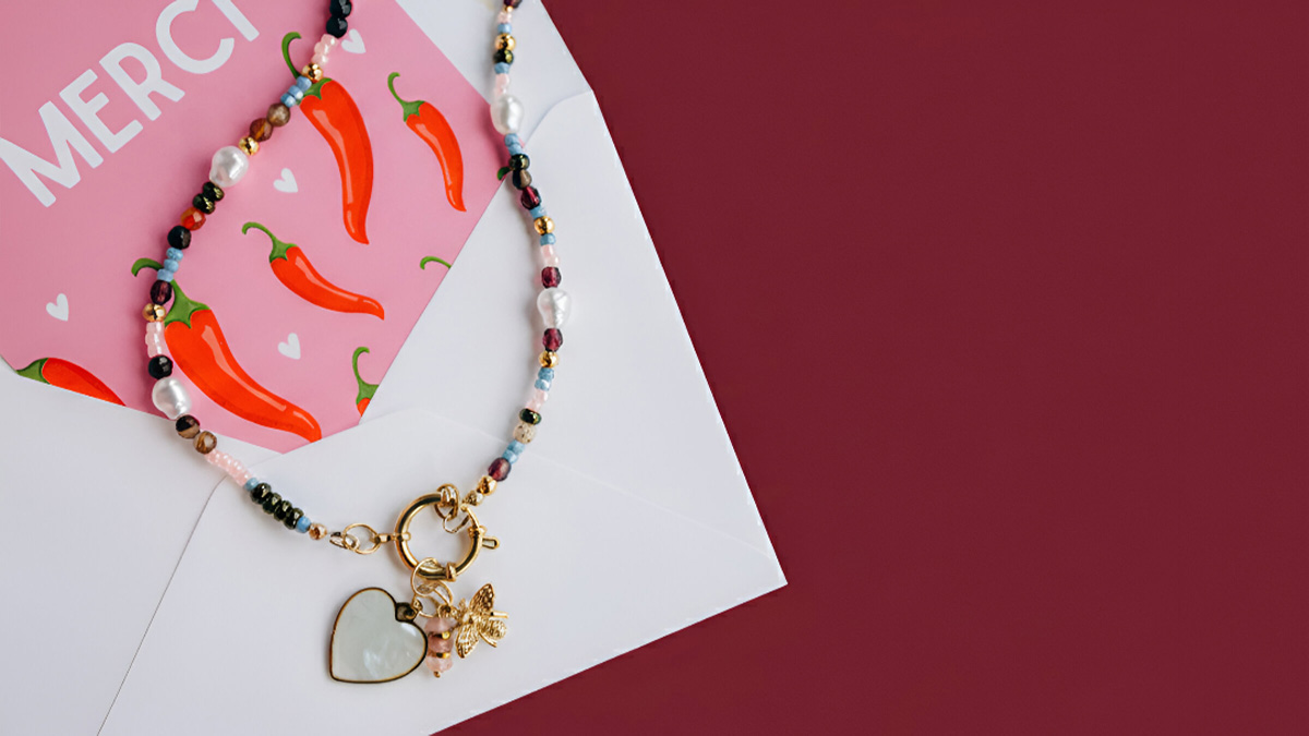 DIY Stainless steel bead necklace, clasp and heart pendant DIY Stainless steel bead necklace, clasp and heart pendant