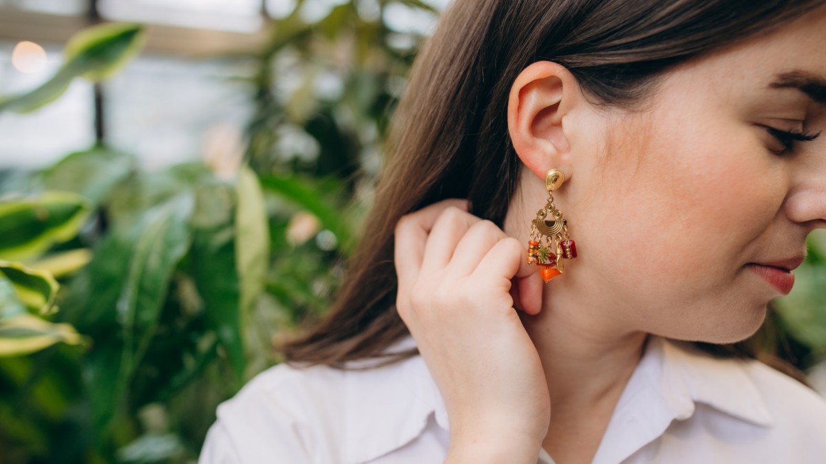 Stainless steel earrings and natural stone charms Stainless steel earrings and natural stone charms