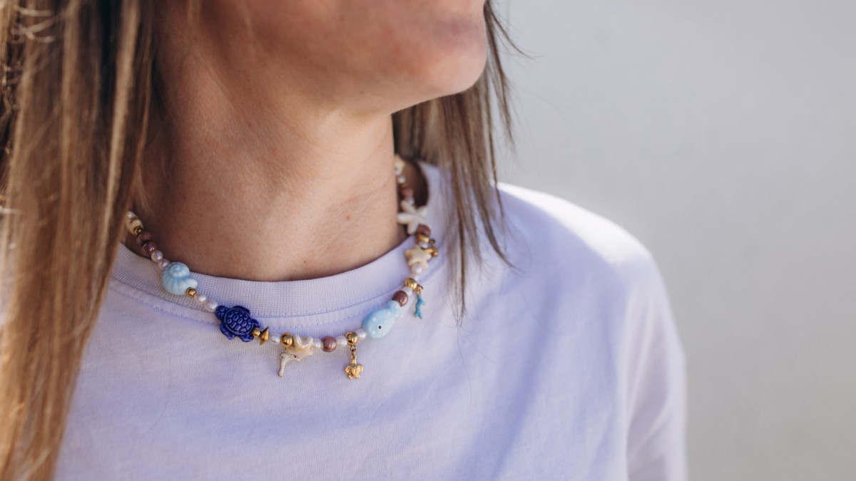 Necklace with ceramic beads and freshwater pearls Necklace with ceramic beads and freshwater pearls