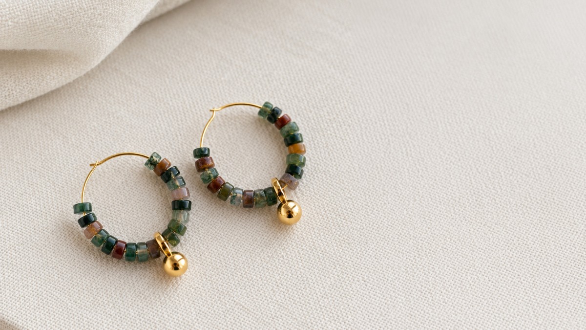 Tutorial: Gemstone Hoop Earrings Tutorial: Gemstone Hoop Earrings